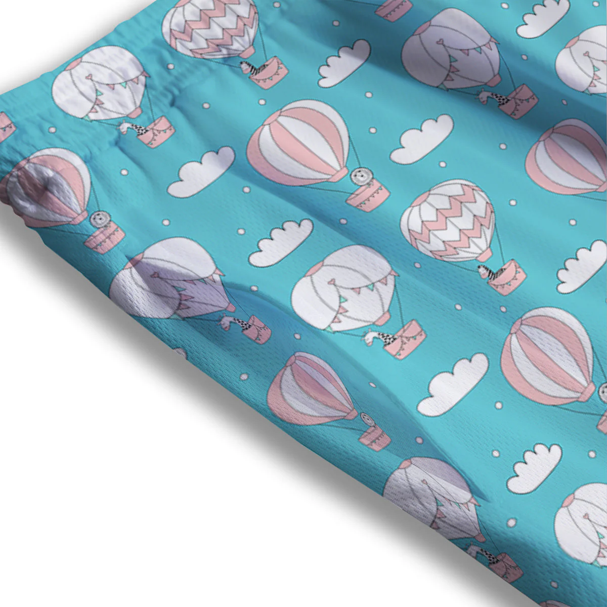 Air Balloon Cartoon Print Pattern Mesh Shorts - Image 3