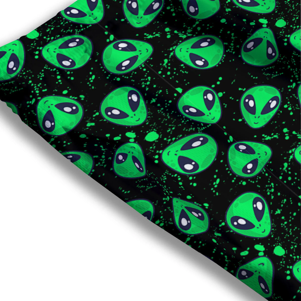 Alien Face Green Print Pattern Mesh Shorts - Image 3