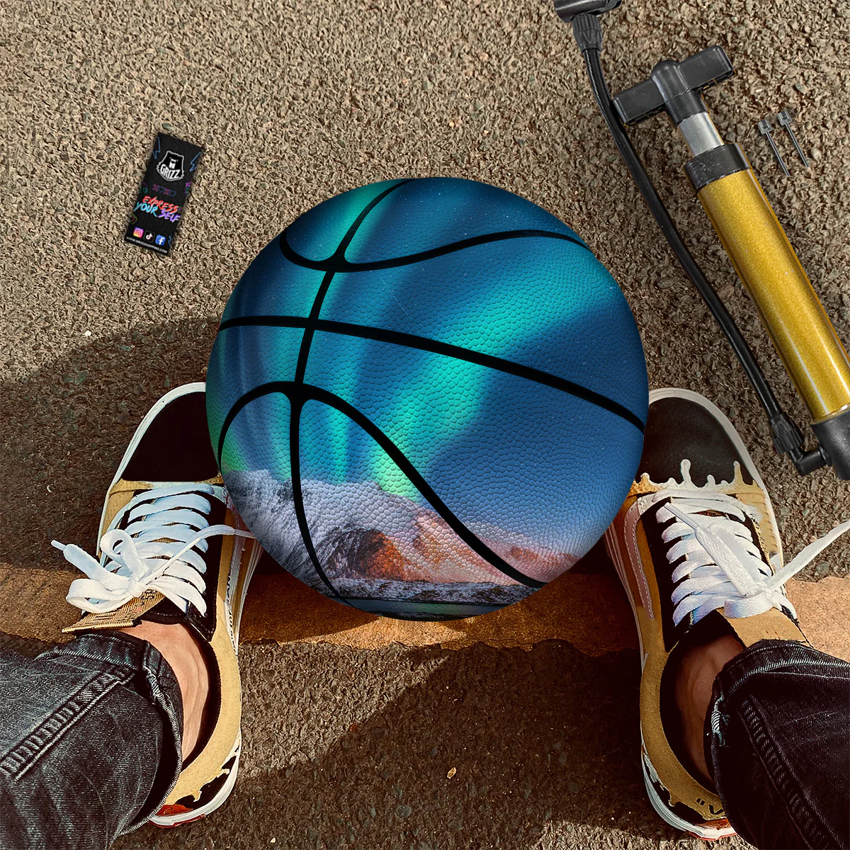 Aurora Green Northern Lights Print Basketball - Image 2