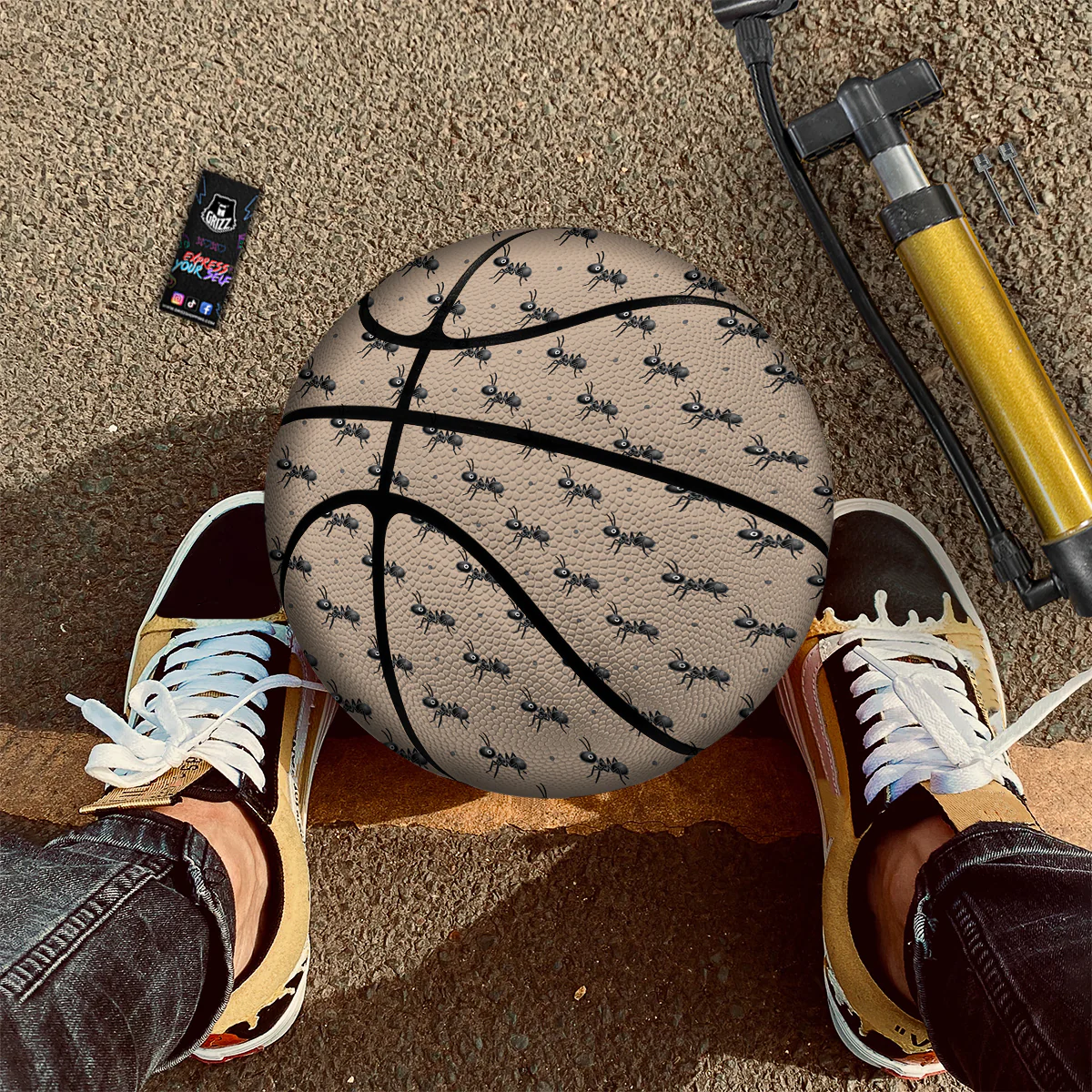 Black Ant Print Pattern Basketball - Image 2