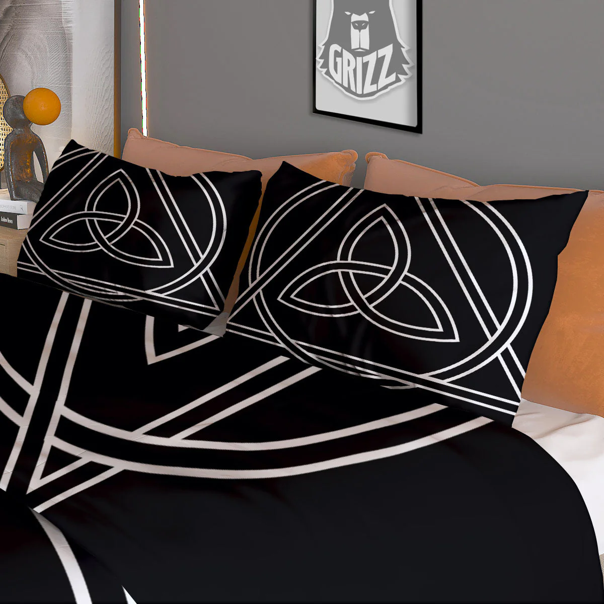 Celtic Knot White And Black Print Duvet Cover Bedding Set - Image 3