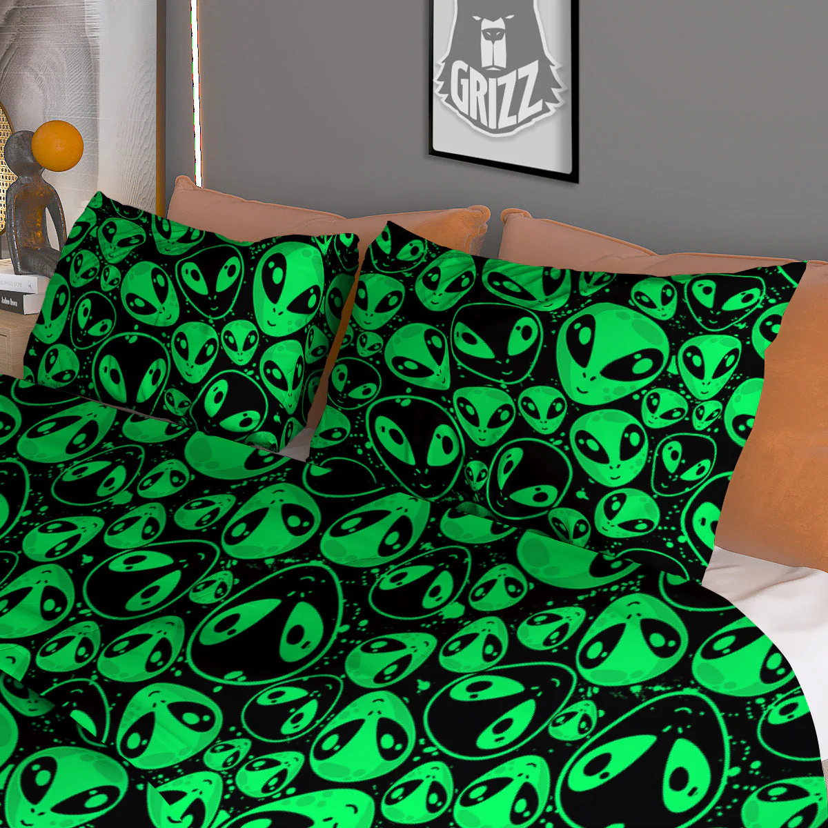 Cute Green Alien Print Pattern Duvet Cover Bedding Set - Image 3