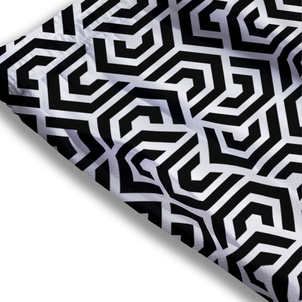 Geometric Hexagon Print Pattern Mesh Shorts - Image 3