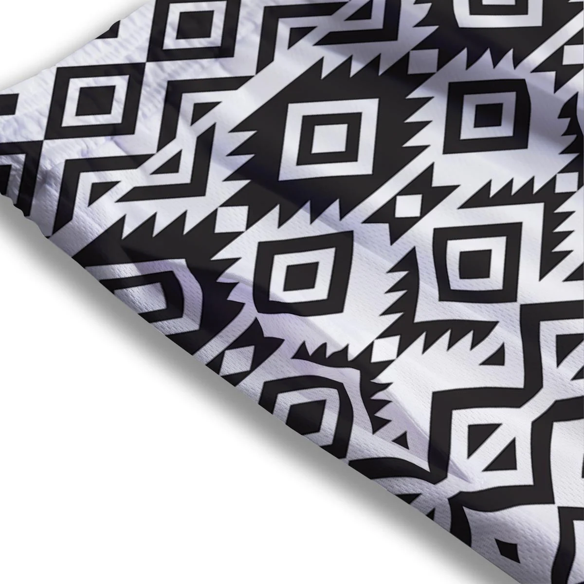 Geometric Tribal Aztec Print Pattern Mesh Shorts - Image 3