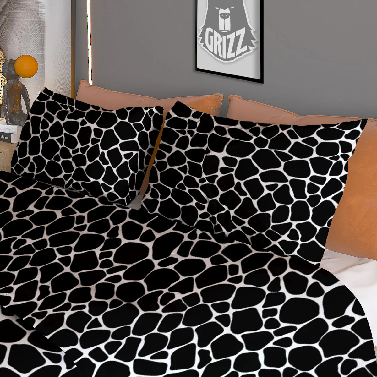 Giraffe Black Tropical Print Pattern Duvet Cover Bedding Set - Image 3