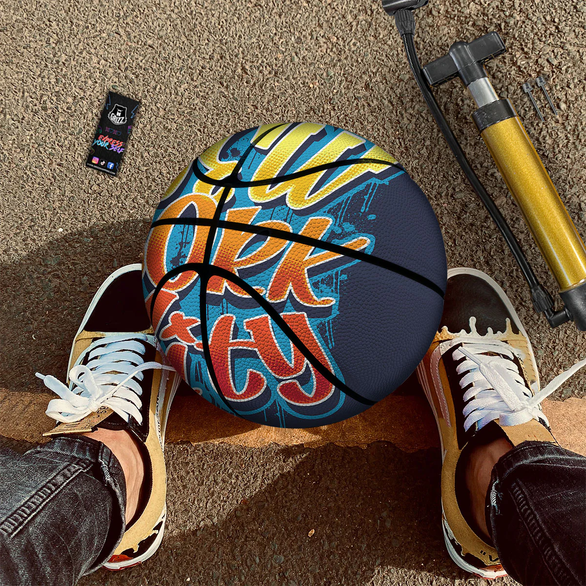 Graffiti NYC Print Basketball - Image 2