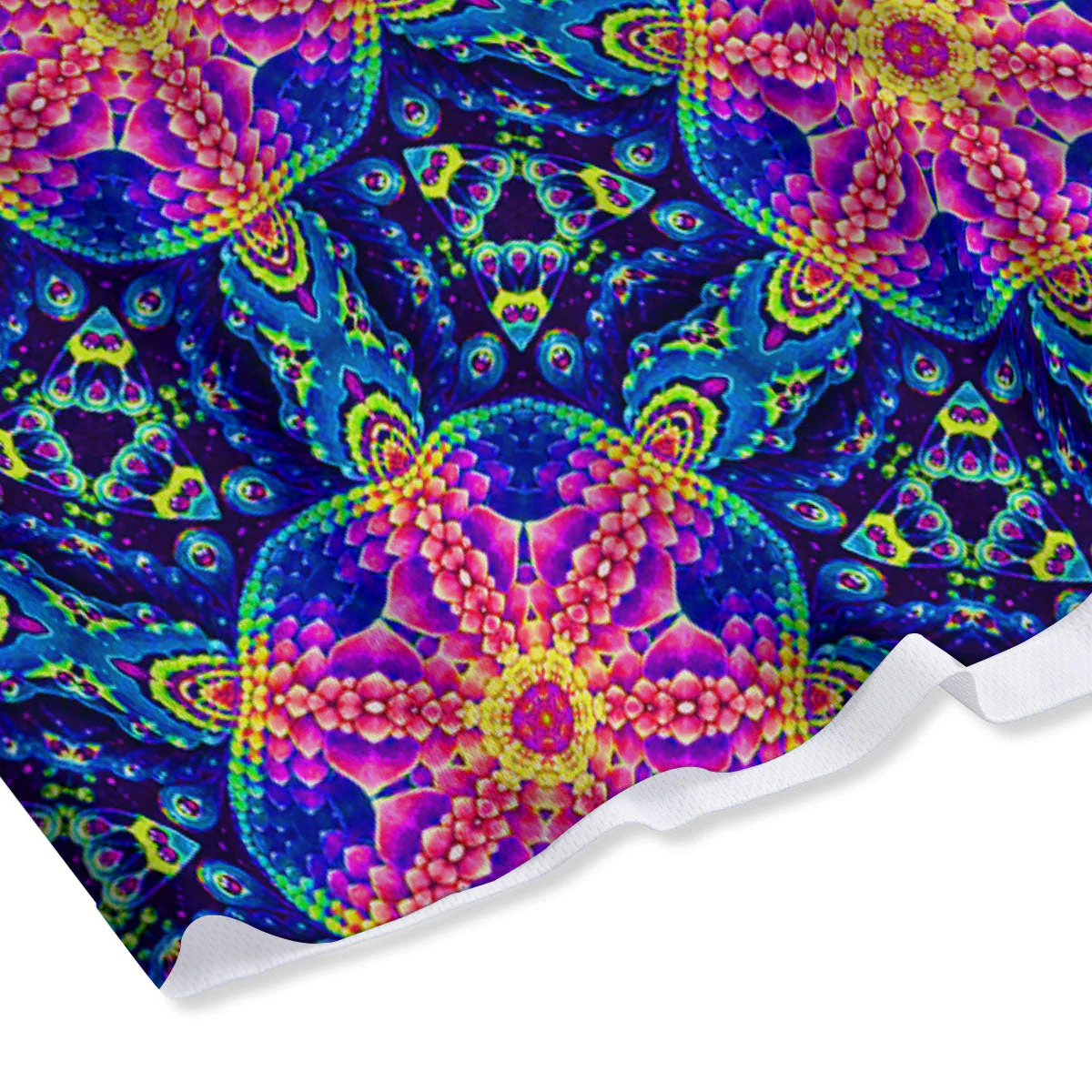 Kaleidoscope Psychedelic Print Pattern Mesh Shorts - Image 4