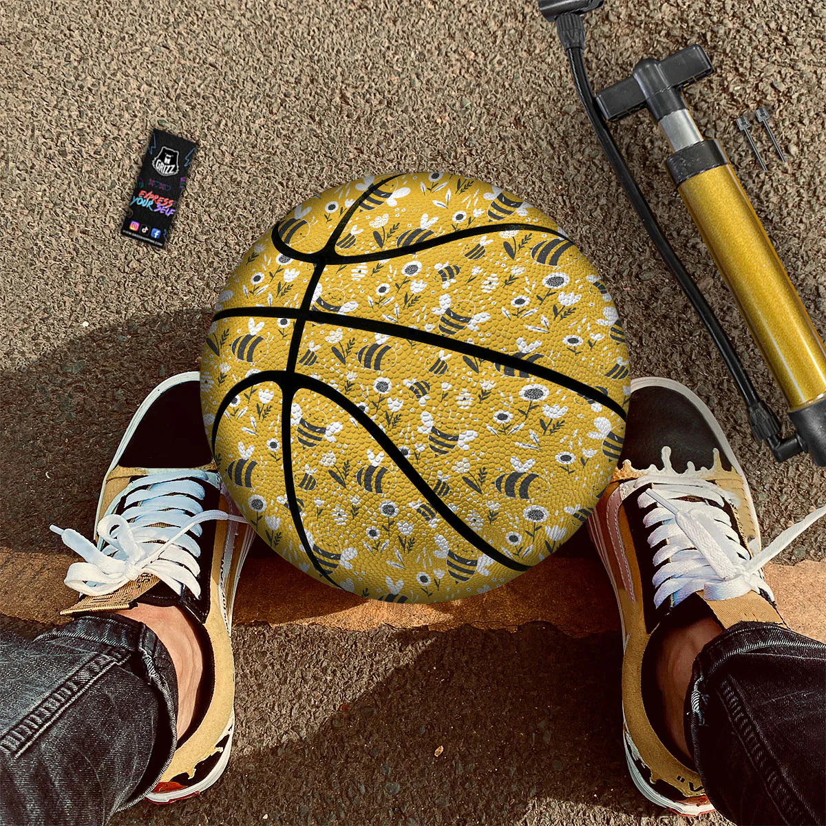 Little Bee Print Pattern Basketball - Image 2