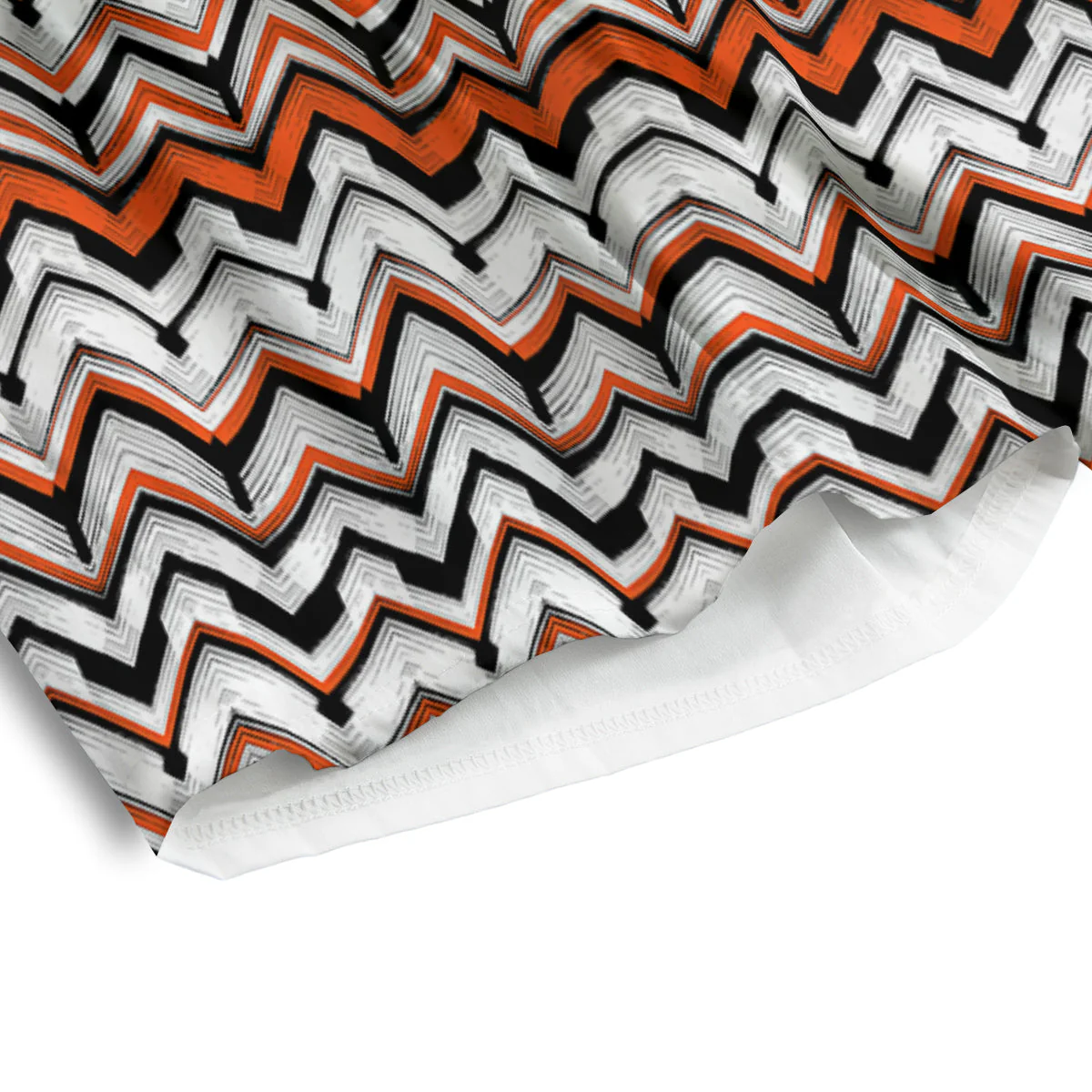 Multicolor Hand Drawn Zigzag Print Men's Athletic Shorts - Image 4