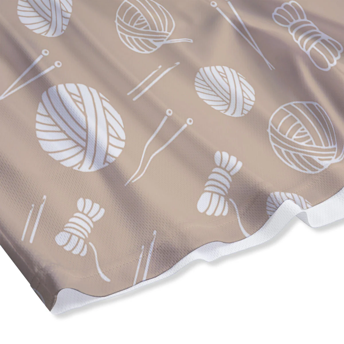 Needle And Yarn Print Pattern Mesh Shorts - Image 4