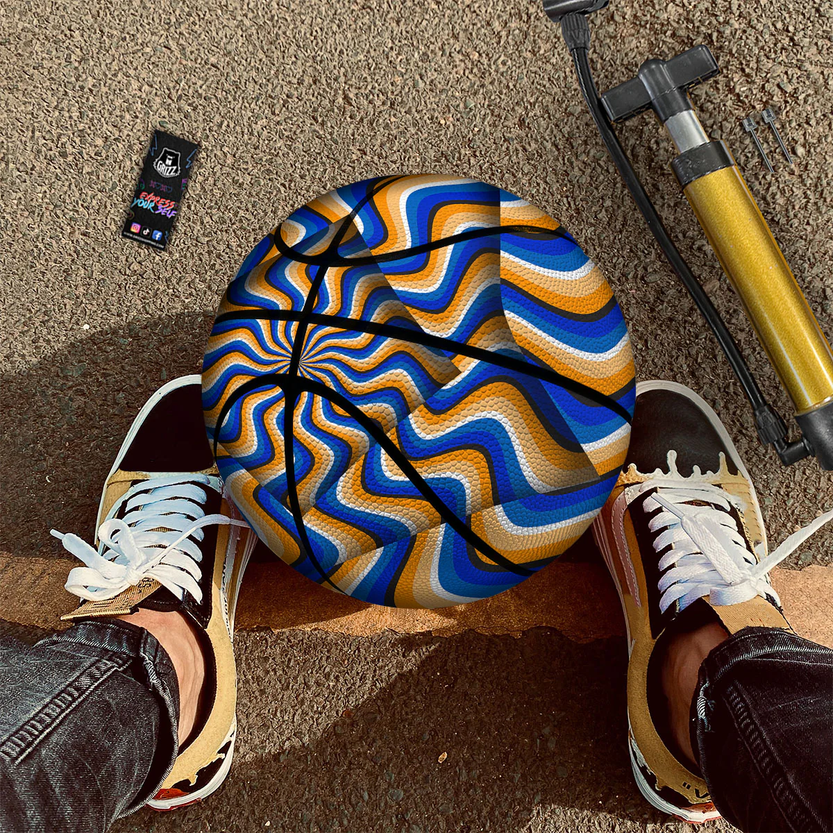 Optical illusion Hypnotic Blue Orange Basketball - Image 2