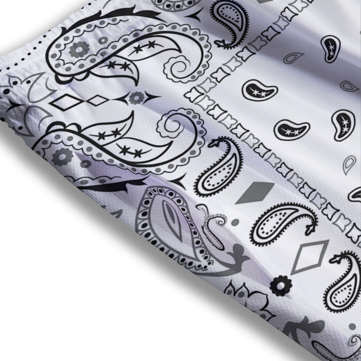 Paisley Bandana White And Black Print Mesh Shorts - Image 3