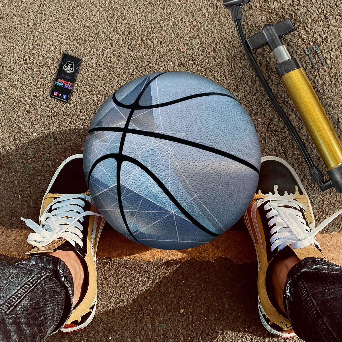 Pyramid Geometric Print Basketball - Image 2