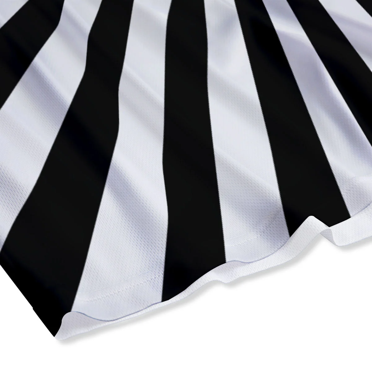 Radial Rays White And Black Print Mesh Shorts - Image 4
