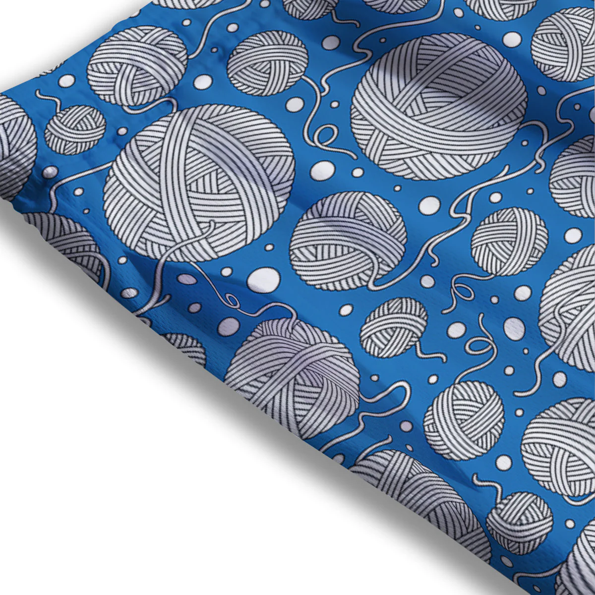 Seamless Yarn Balls Print Pattern Mesh Shorts - Image 3