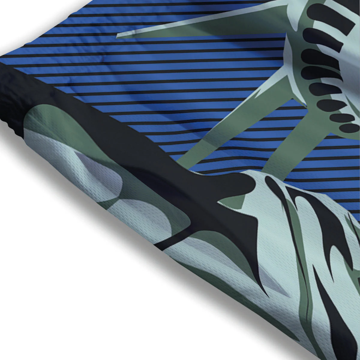 Statue Of Liberty American Print Mesh Shorts - Image 3