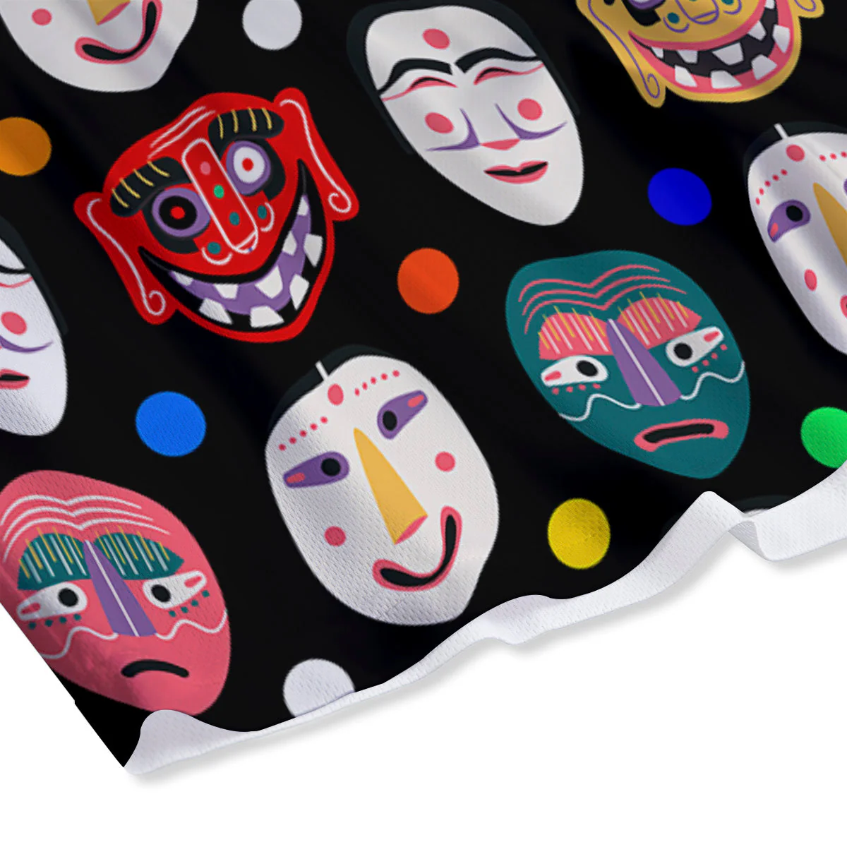 Traditional Korean Masks Print Pattern Mesh Shorts - Image 4
