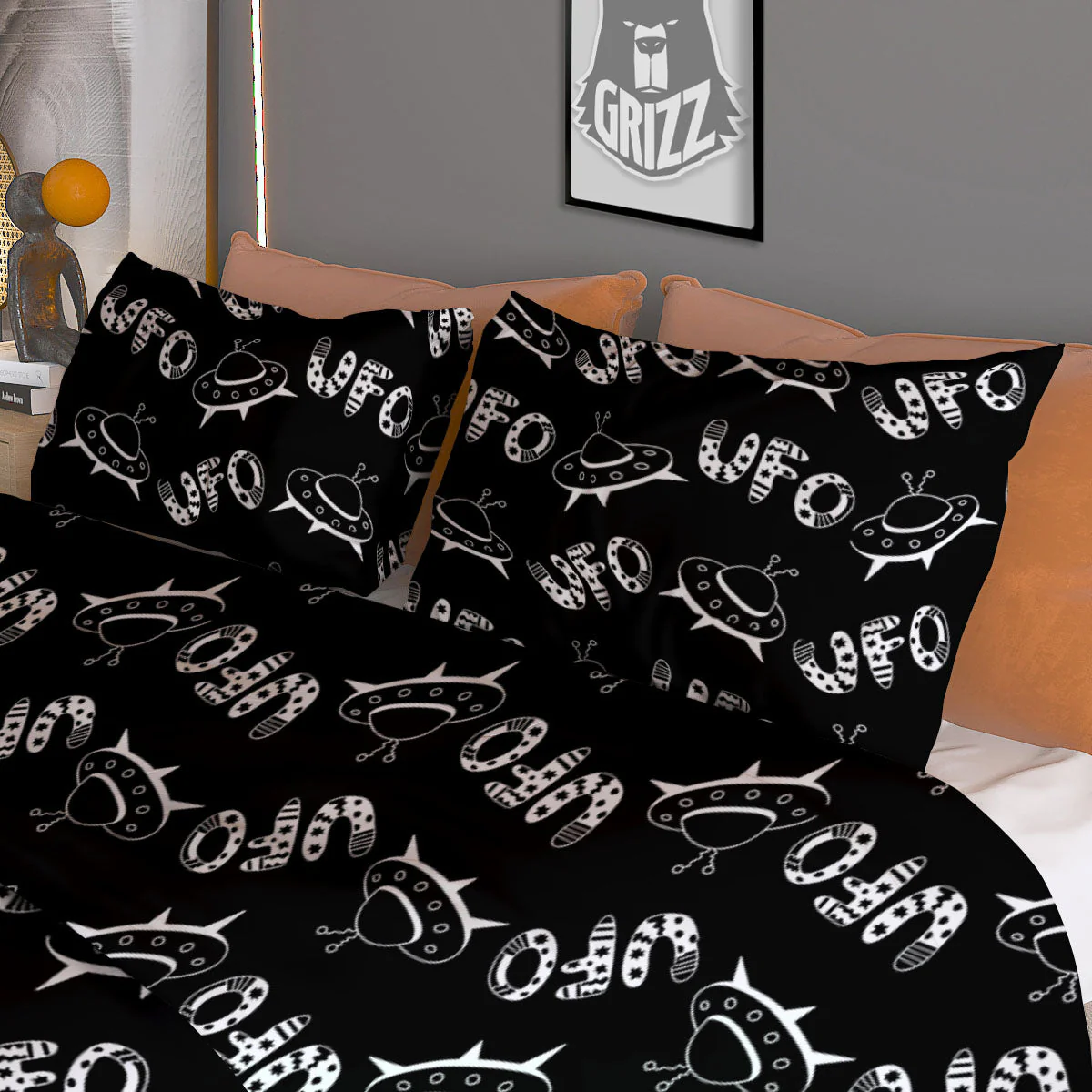 UFO White And Black Print Pattern Duvet Cover Bedding Set - Image 3