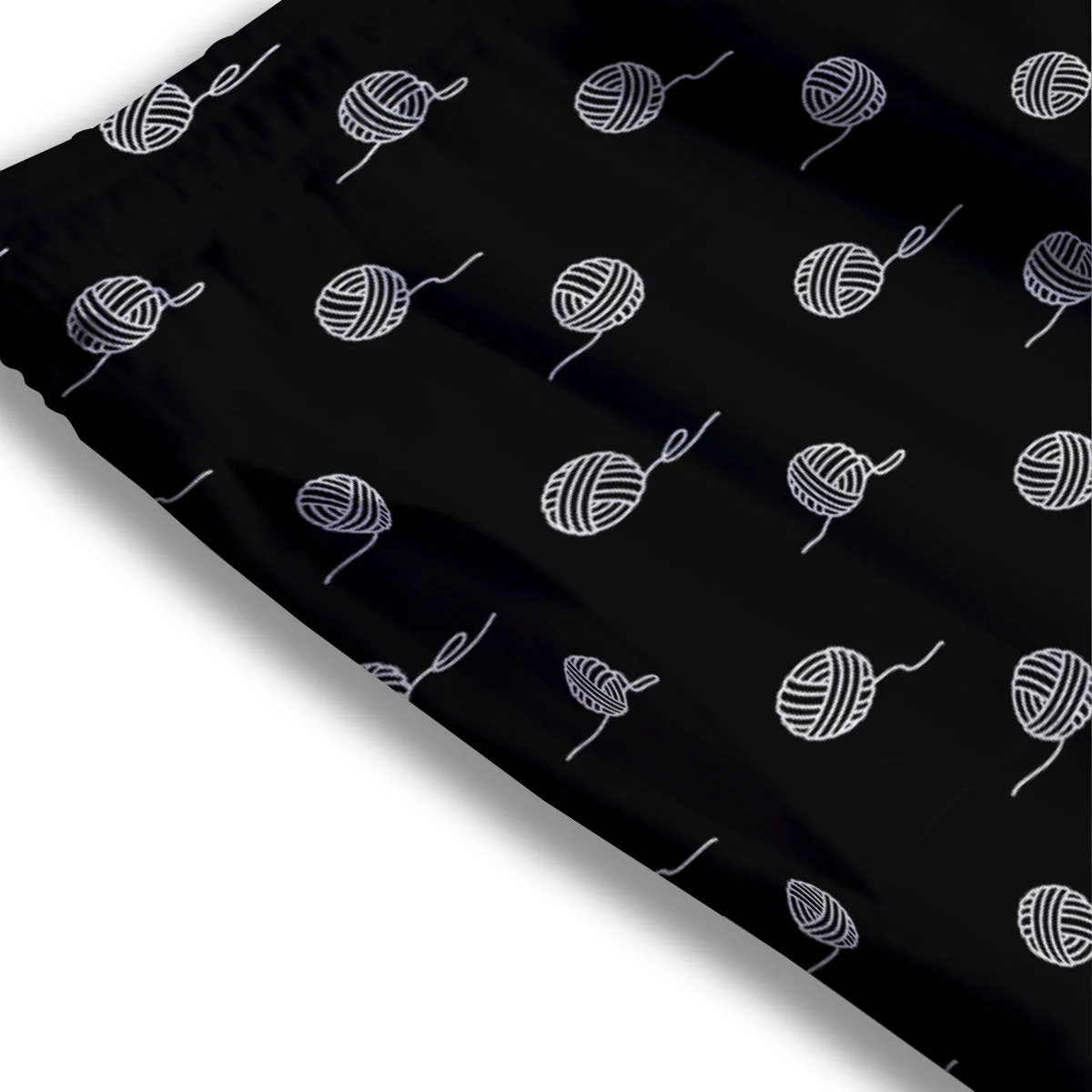 Yarn White And Black Print Pattern Mesh Shorts - Image 3